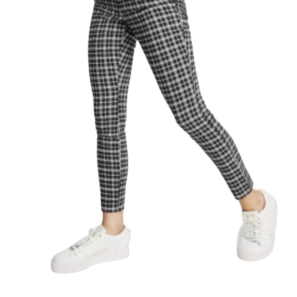 ❤️ UNIQULO Plaid Jeggings Size S